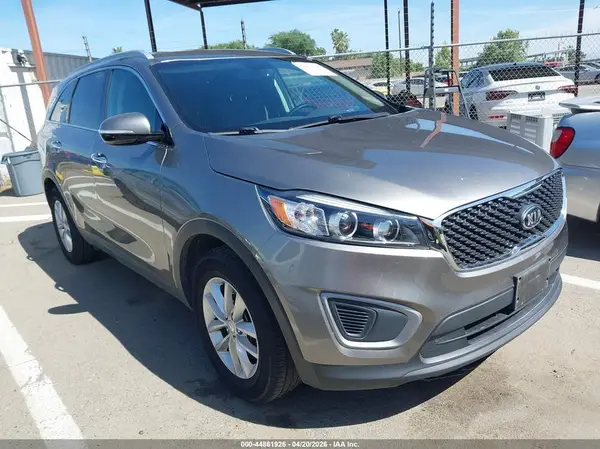 5XYPG4A34GG154211 2016 KIA SORENTO - Image 1