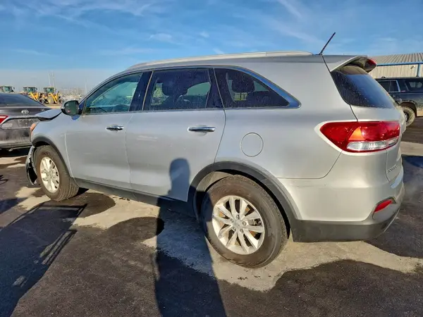 5XYPG4A34GG168626 2016 KIA SORENTO - Image 2