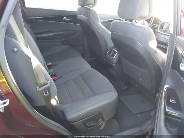 5XYPG4A34GG168948 2016 KIA SORENTO - Image 8