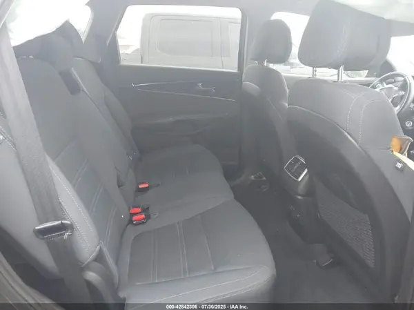 5XYPG4A34GG170294 2016 KIA SORENTO - Image 8