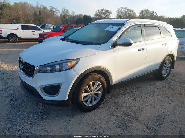 5XYPG4A34HG188733 2017 KIA SORENTO - Image 2