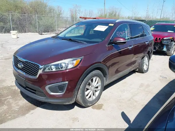 5XYPG4A34HG192880 2017 KIA SORENTO - Image 2