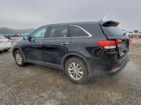 5XYPG4A34HG194435 2017 KIA SORENTO - Image 2