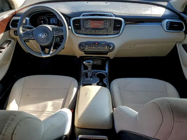 5XYPG4A34HG197044 2017 KIA SORENTO - Image 8
