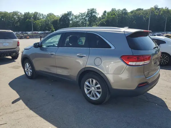 5XYPG4A34HG202680 2017 KIA SORENTO - Image 2