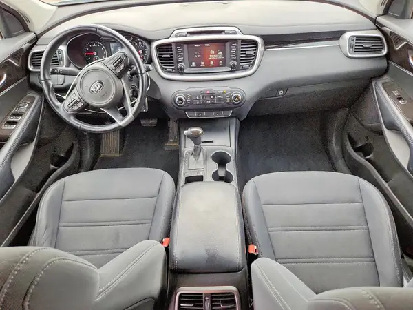 5XYPG4A34HG205112 2017 KIA SORENTO - Image 8