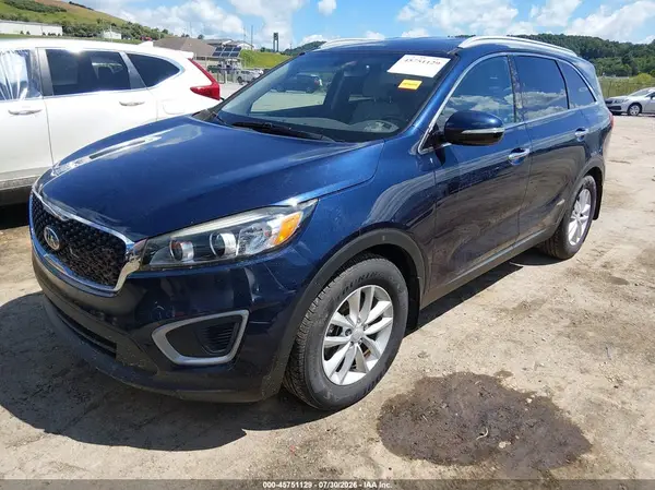 5XYPG4A34HG211864 2017 KIA SORENTO - Image 2
