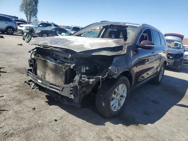 5XYPG4A34HG216062 2017 KIA SORENTO - Image 1