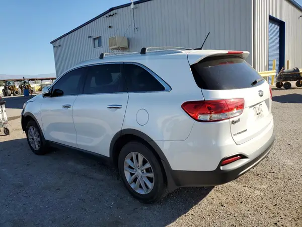 5XYPG4A34HG218782 2017 KIA SORENTO - Image 2