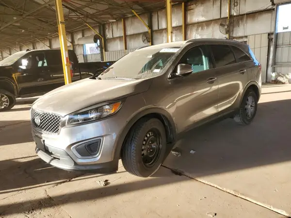 5XYPG4A34HG218815 2017 KIA SORENTO - Image 1