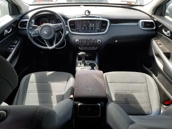 5XYPG4A34HG222962 2017 KIA SORENTO - Image 8