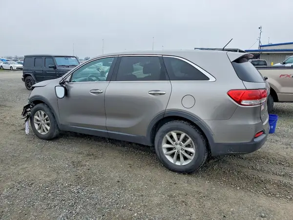 5XYPG4A34HG223609 2017 KIA SORENTO - Image 2