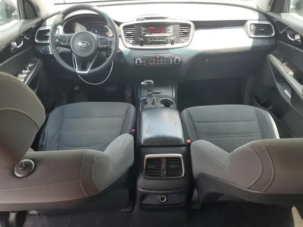 5XYPG4A34HG226140 2017 KIA SORENTO - Image 8