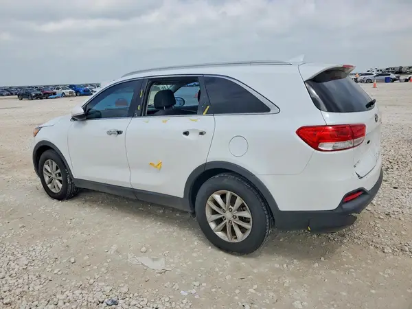 5XYPG4A34HG226770 2017 KIA SORENTO - Image 2