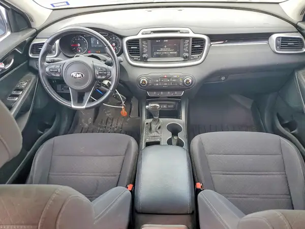 5XYPG4A34HG226770 2017 KIA SORENTO - Image 8