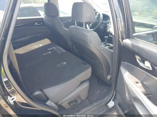 5XYPG4A34HG242919 2017 KIA SORENTO - Image 8