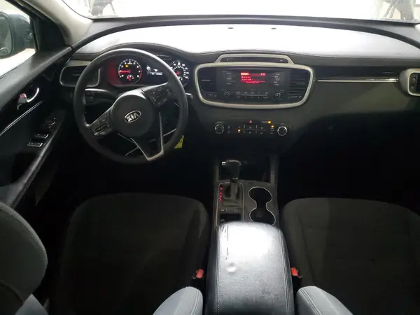 5XYPG4A34HG245769 2017 KIA SORENTO - Image 8