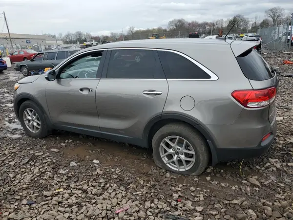 5XYPG4A34HG246839 2017 KIA SORENTO - Image 2