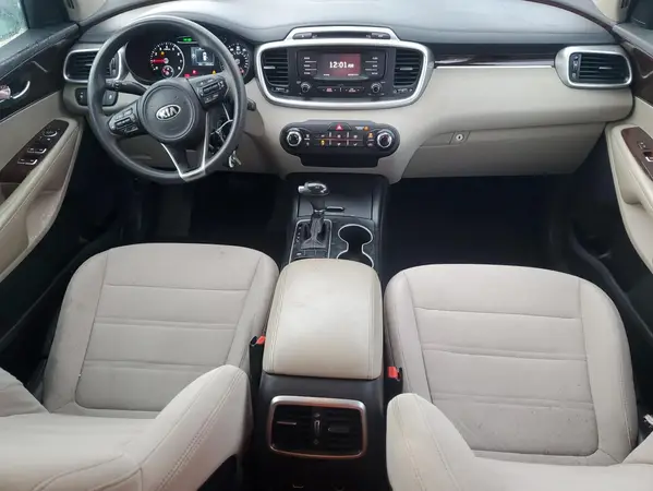 5XYPG4A34HG249532 2017 KIA SORENTO - Image 8