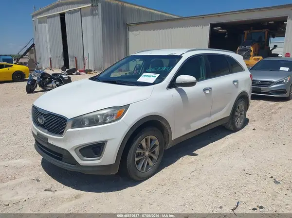 5XYPG4A34HG251684 2017 KIA SORENTO - Image 2