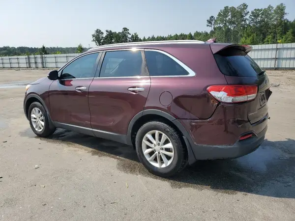 5XYPG4A34HG257632 2017 KIA SORENTO - Image 2