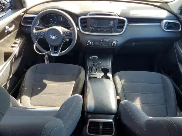 5XYPG4A34HG258196 2017 KIA SORENTO - Image 8