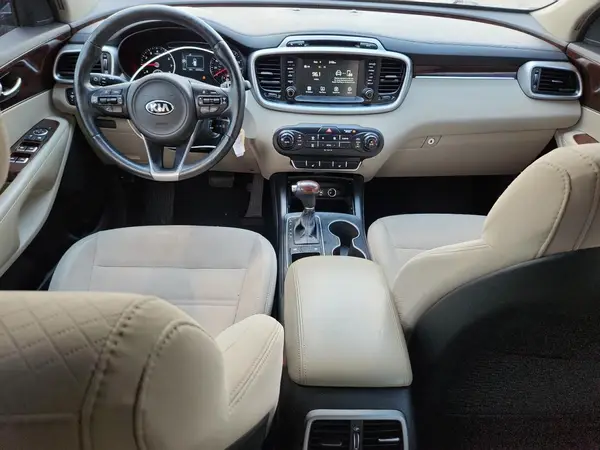 5XYPG4A34HG258828 2017 KIA SORENTO - Image 8