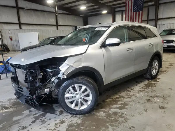 5XYPG4A34HG263639 2017 KIA SORENTO - Image 1