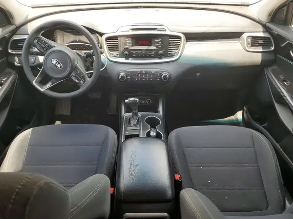 5XYPG4A34HG264094 2017 KIA SORENTO - Image 8