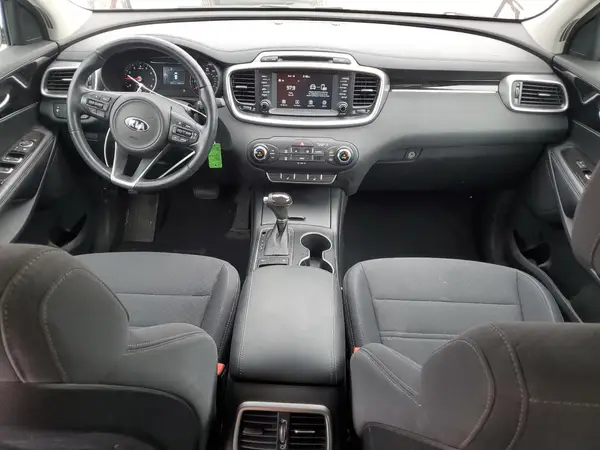 5XYPG4A34HG266332 2017 KIA SORENTO - Image 8