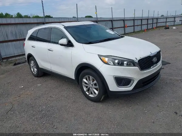 5XYPG4A34HG267545 2017 KIA SORENTO - Image 1