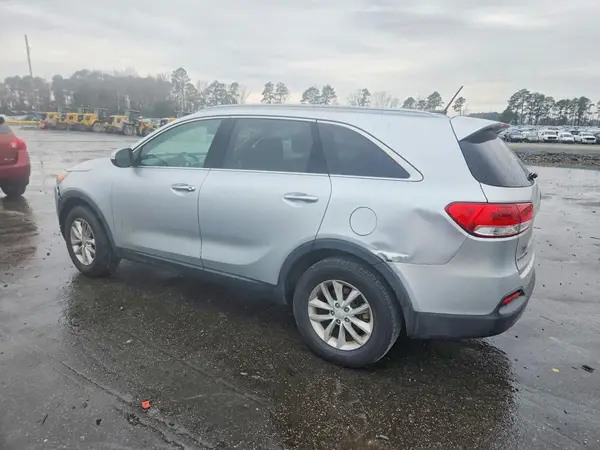5XYPG4A34HG269960 2017 KIA SORENTO - Image 2