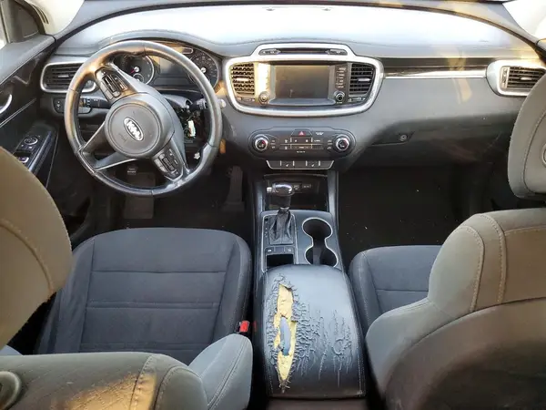 5XYPG4A34HG270302 2017 KIA SORENTO - Image 8