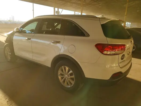 5XYPG4A34HG270395 2017 KIA SORENTO - Image 2