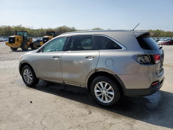 5XYPG4A34HG276584 2017 KIA SORENTO - Image 2