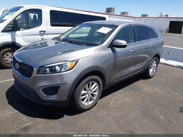 5XYPG4A34HG277296 2017 KIA SORENTO - Image 2