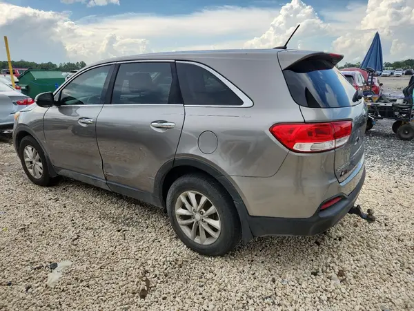 5XYPG4A34HG277993 2017 KIA SORENTO - Image 2