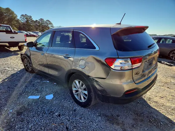 5XYPG4A34HG287522 2017 KIA SORENTO - Image 2