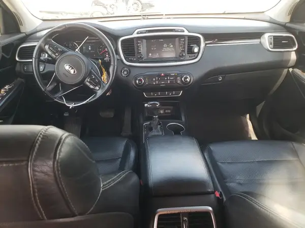 5XYPG4A34HG330272 2017 KIA SORENTO - Image 8