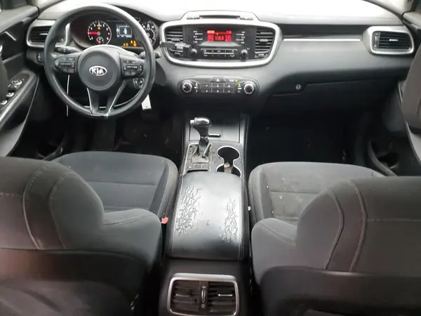 5XYPG4A34HG331566 2017 KIA SORENTO - Image 8