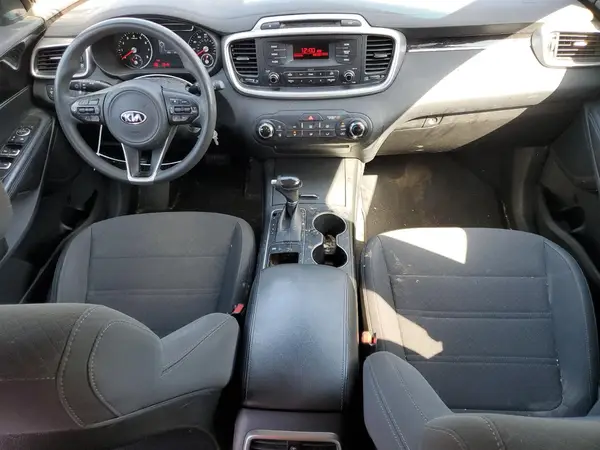 5XYPG4A34HG336959 2017 KIA SORENTO - Image 8