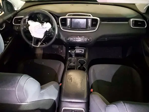 5XYPG4A34JG339852 2018 KIA SORENTO - Image 8