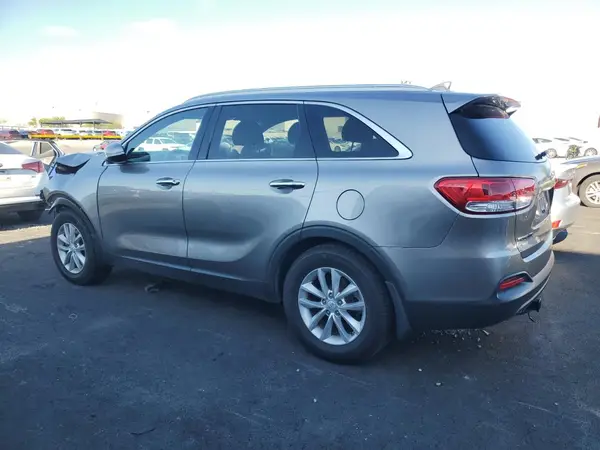 5XYPG4A34JG340497 2018 KIA SORENTO - Image 2