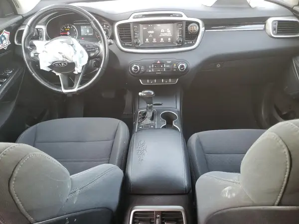 5XYPG4A34JG340497 2018 KIA SORENTO - Image 8