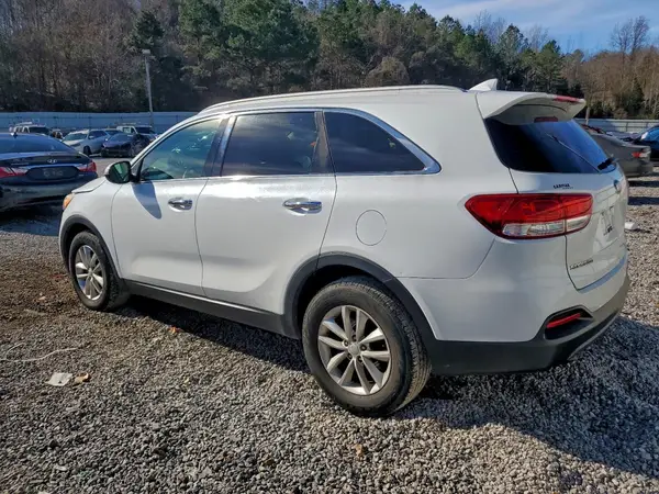 5XYPG4A34JG341116 2018 KIA SORENTO - Image 2