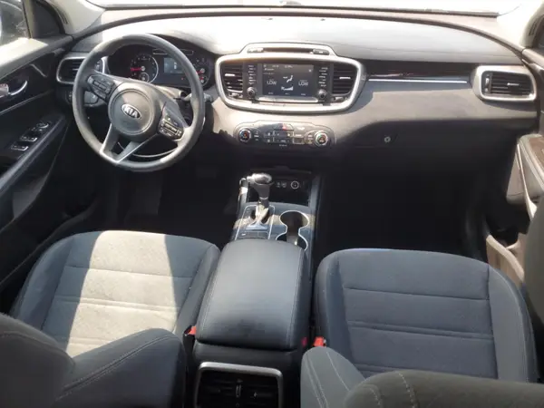 5XYPG4A34JG346106 2018 KIA SORENTO - Image 8