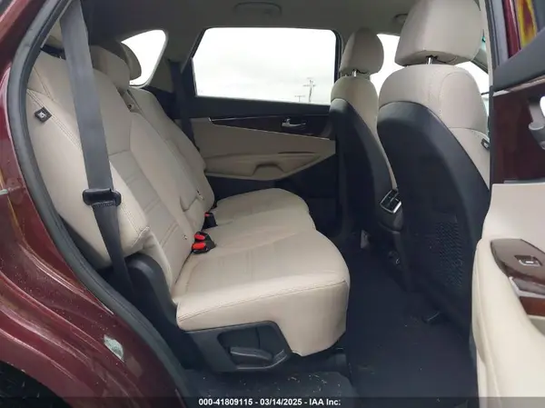 5XYPG4A34JG347093 2018 KIA SORENTO - Image 8