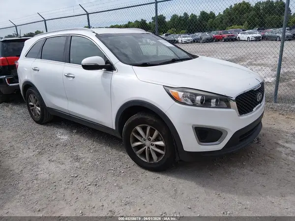 5XYPG4A34JG357395 2018 KIA SORENTO - Image 1
