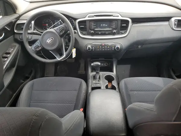 5XYPG4A34JG373922 2018 KIA SORENTO - Image 8