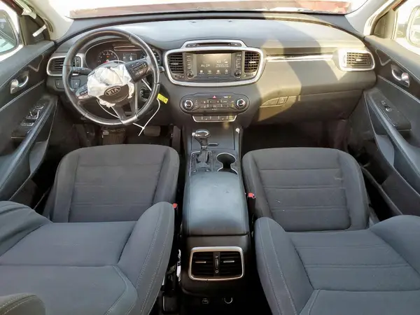 5XYPG4A34JG377016 2018 KIA SORENTO - Image 8
